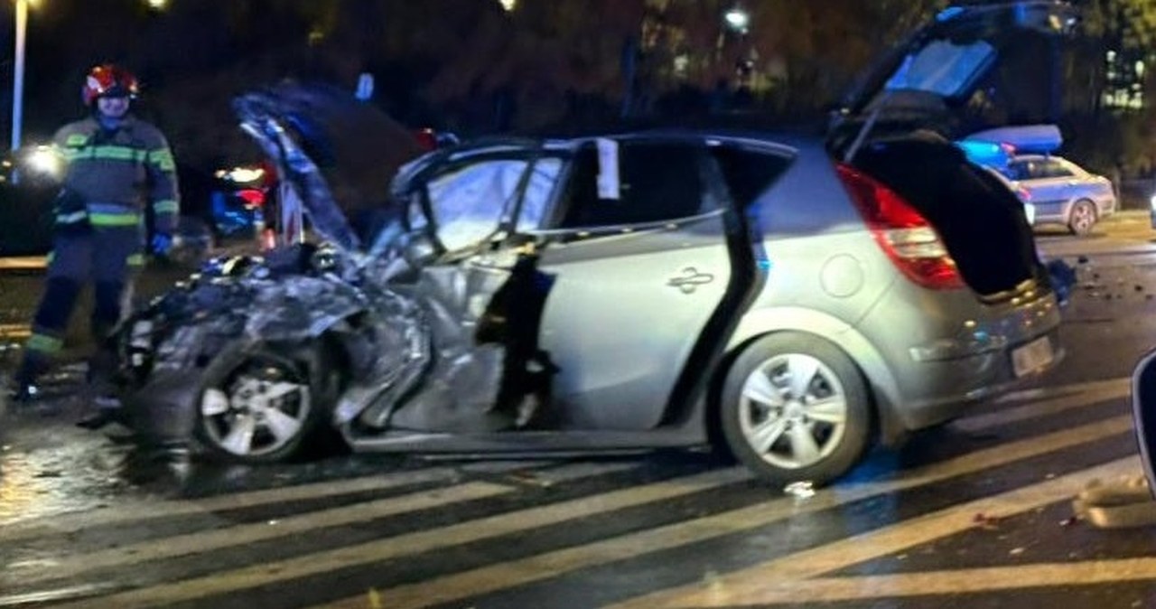 Poważny wypadek na Wisłostradzie w Warszawie. 6 osób rannych