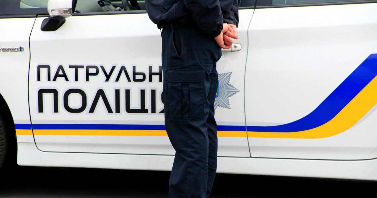 Rodzina poza systemem. 13 dzieci bez szkoły i opieki medycznej