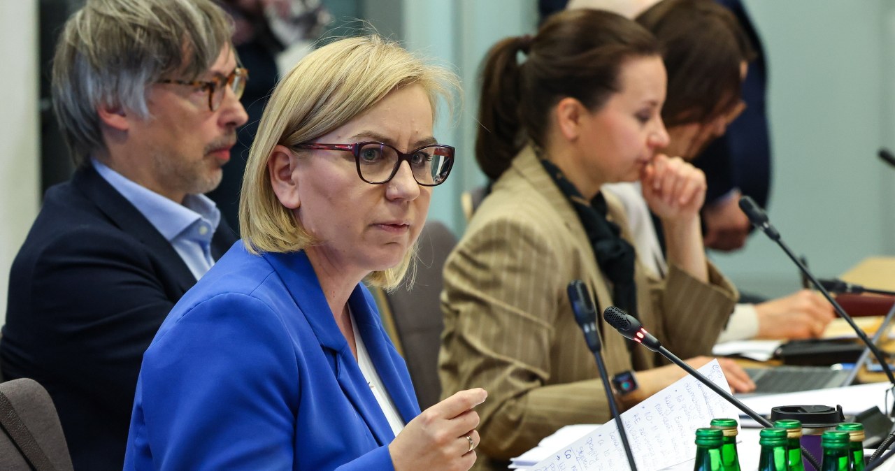 Paulina Hennig-Kloska straci stanowisko? Wiemy, kto zagłosuje "za"