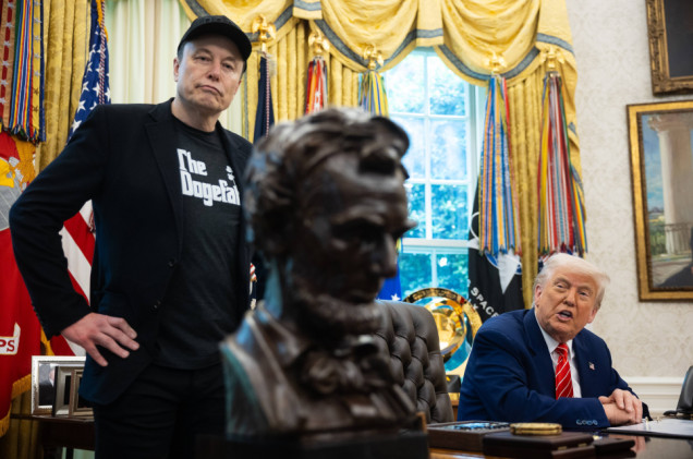 Wojna o Kongres USA. Elon Musk otwiera portfel