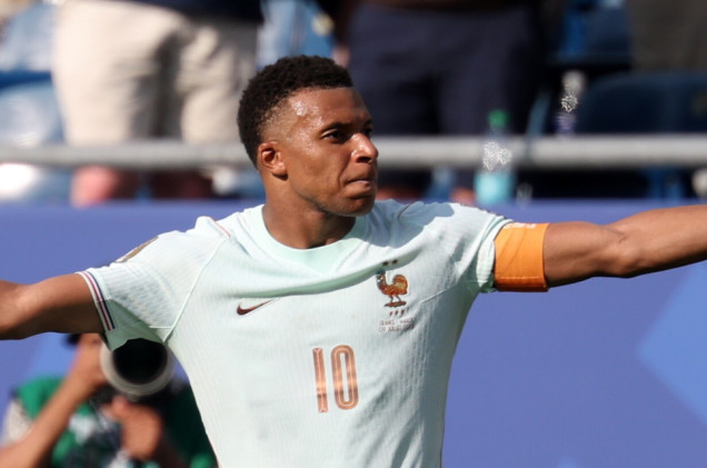 Francja melduje się w półfinale. Mbappe poprowadził „Trójkolorowych” do pewnego zwycięstwa