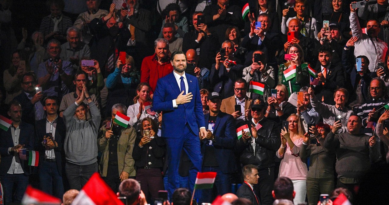 ​"Kocham Orbana, jestem jego fanem". Trump przemówił z telefonu