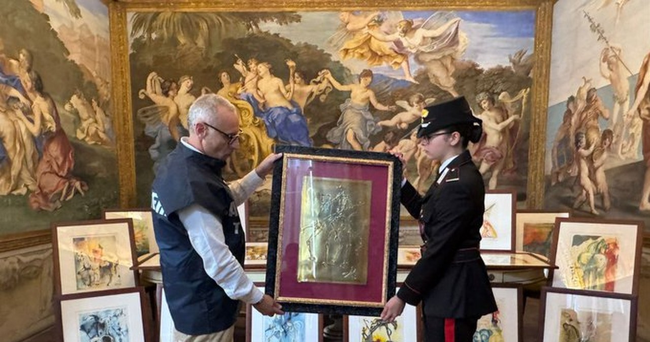 Skandal na wystawie dzieł Dalego. Do akcji wkroczyli karabinierzy