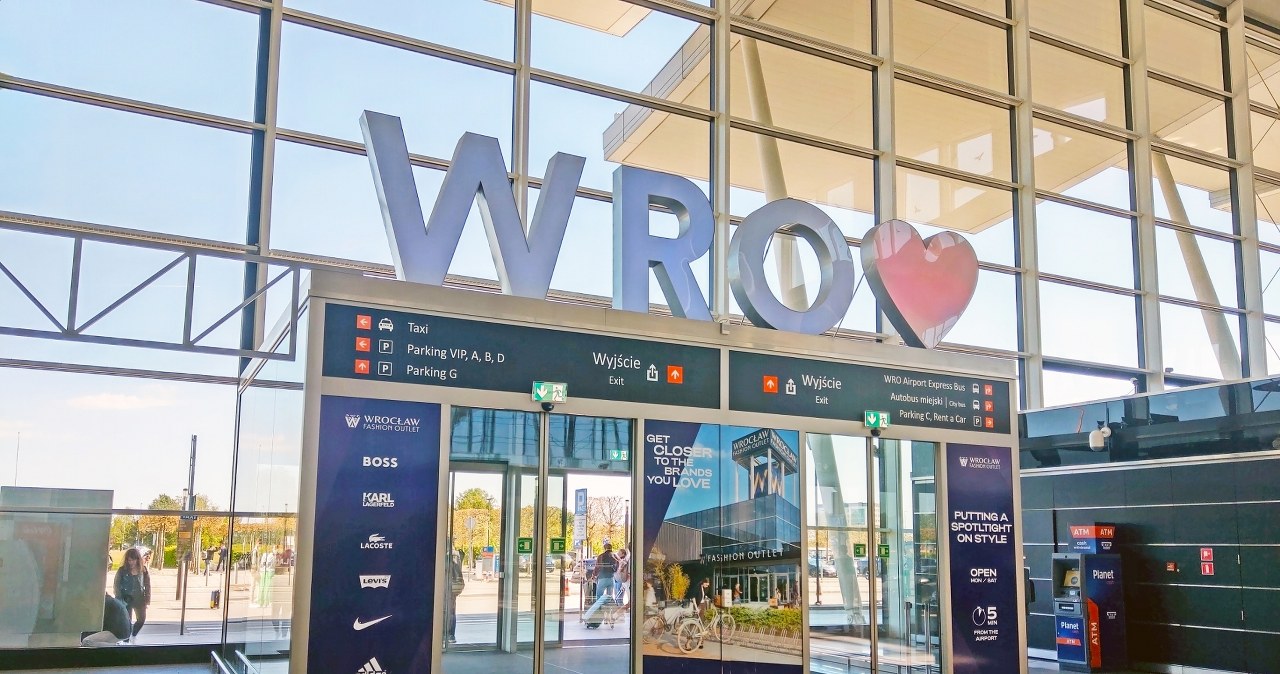 Wrocławskie lotnisko otwiera się po przerwie. Sprawdź, dokąd polecisz już od grudnia