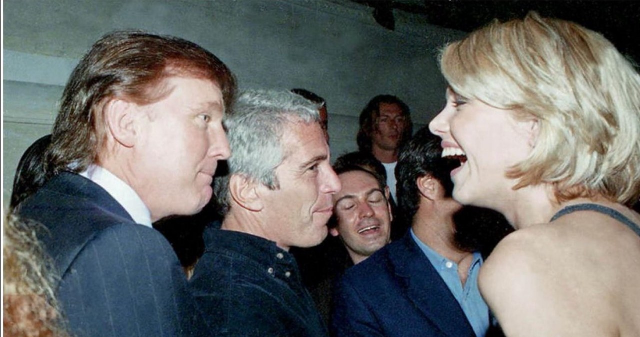"Wieeelki". Trump, Clinton, Epstein i erotyczne zabawki na zdjęciach