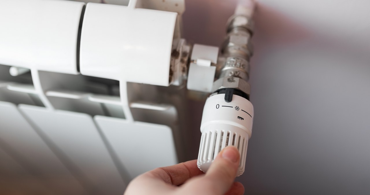 Zimne kaloryfery i brak ciepłej wody.  Awaria we Wrocławiu