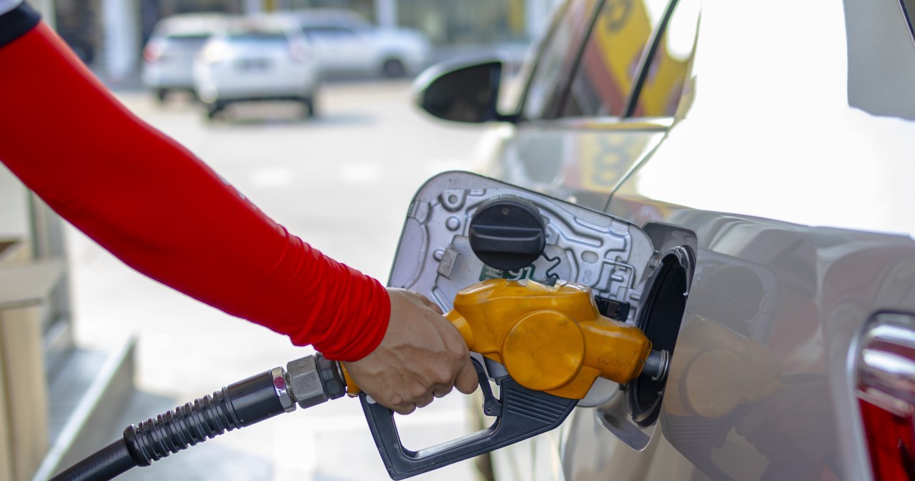 Limity tankowania, wyższe ceny dla zagranicznych kierowców. Słowenia i Słowacja reagują