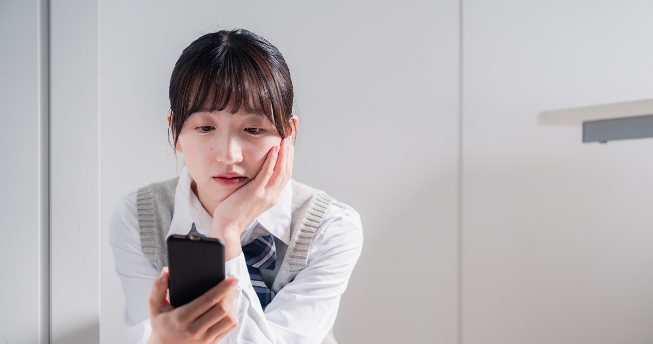 Cenzura uczuć w Chinach. Rząd ściga "zbyt pesymistyczne" posty w internecie