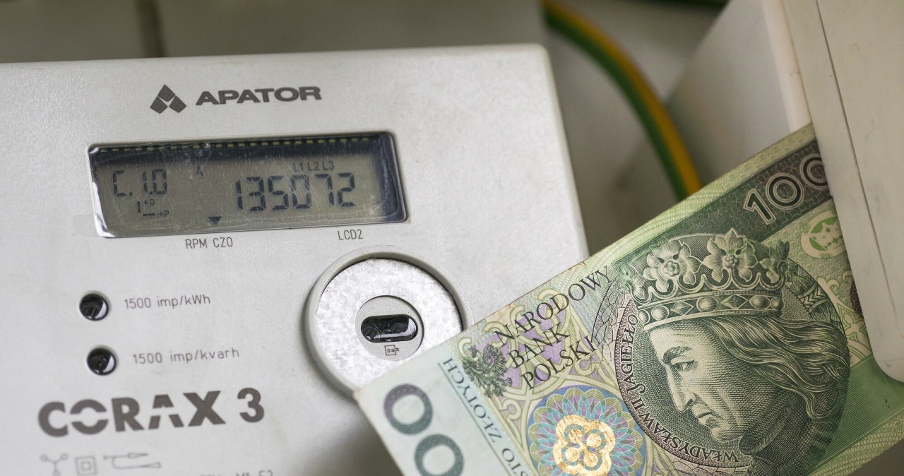 Od niedzieli ponad 336 złotych dodatku do prądu. Sprawdź, komu się należy