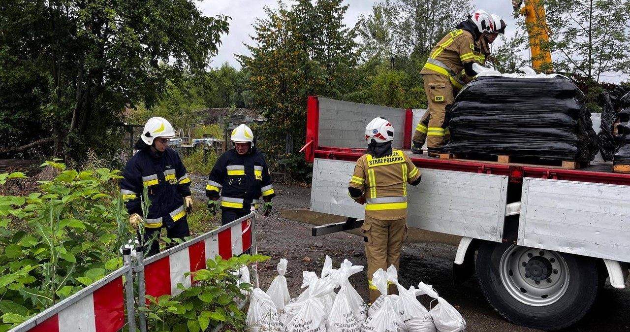 Ulewne deszcze nad Polską. Niż genueński zaatakował. Relacja