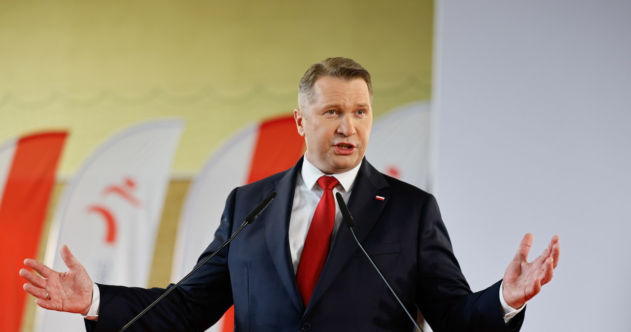 Nawet 2500 zł bez podatku. Czarnek kusi emerytów "srebrną pracą"