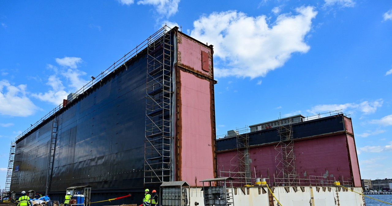 Tylko jedna część waży 3600 ton. W Szczecinie powstaje prawdziwy kolos