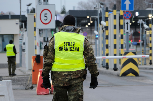 Zatrzymanie na granicy. Francuz ścigany za terroryzm i handel bronią wpadł w Medyce