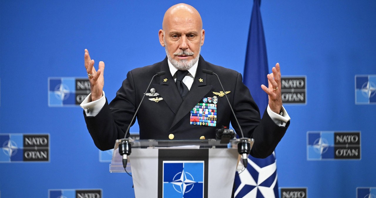 NATO odpowie Rosji? Sojusz rozważa "bardziej agresywną" postawę