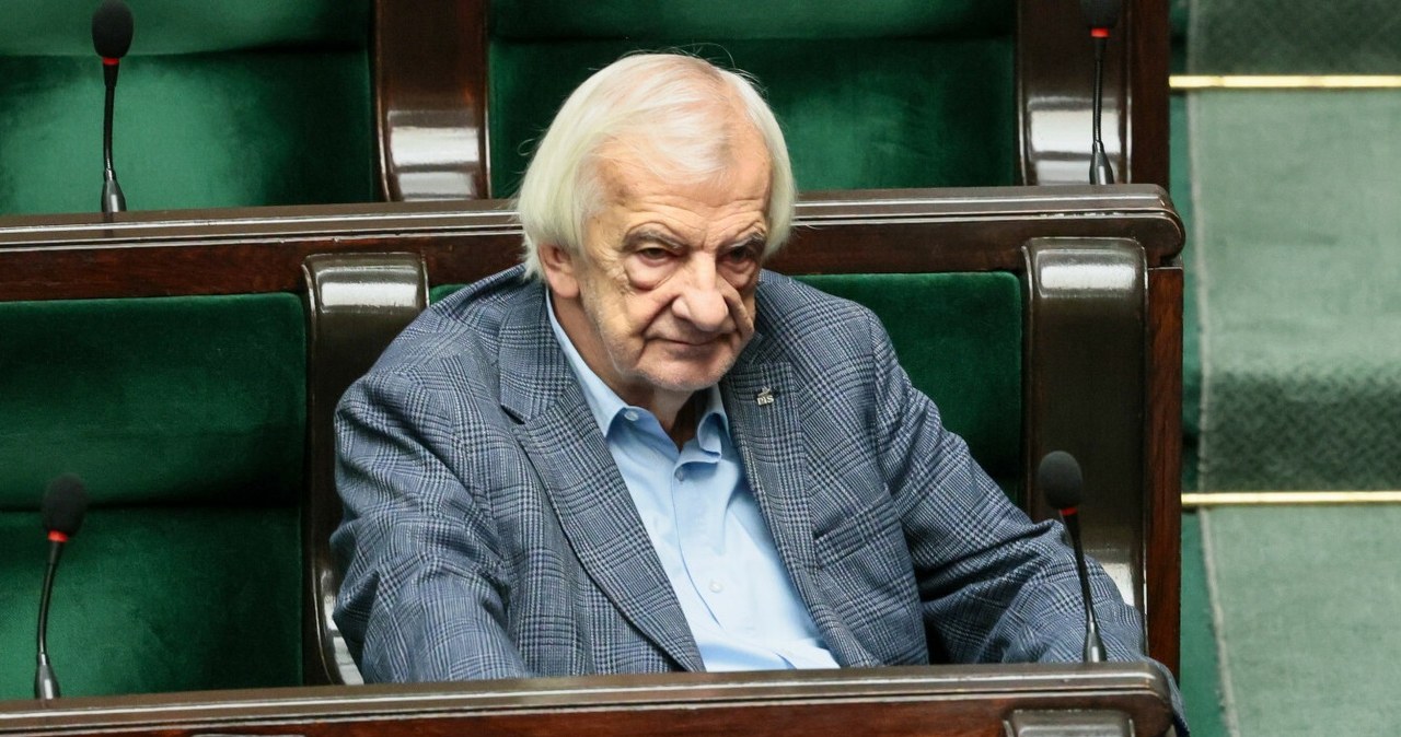 "Siadaj pajacu". Niecodzienne wystąpienie w Sejmie w środku nocy