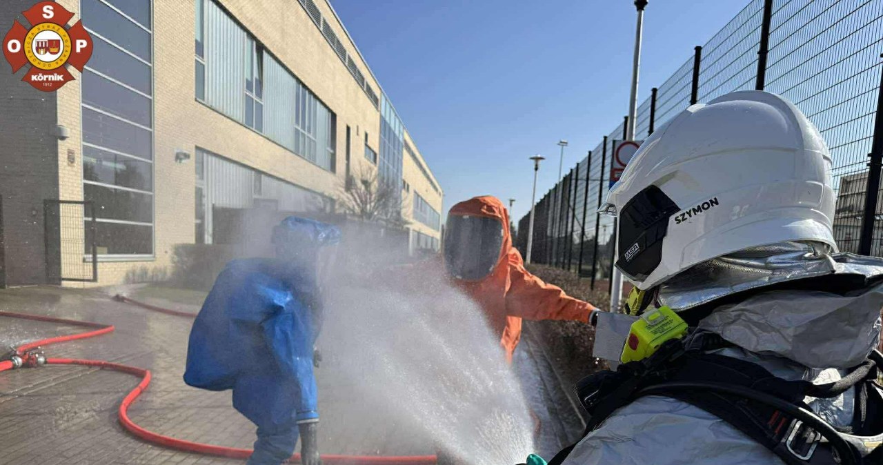 Chmura drażniącego gazu na basenie. 5 osób w szpitalu