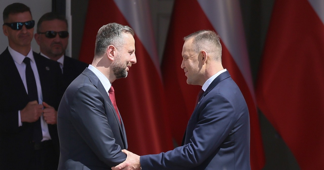 Decyzja ws. orderu dla Zełenskiego. Szef MON chwali zachowanie prezydenta