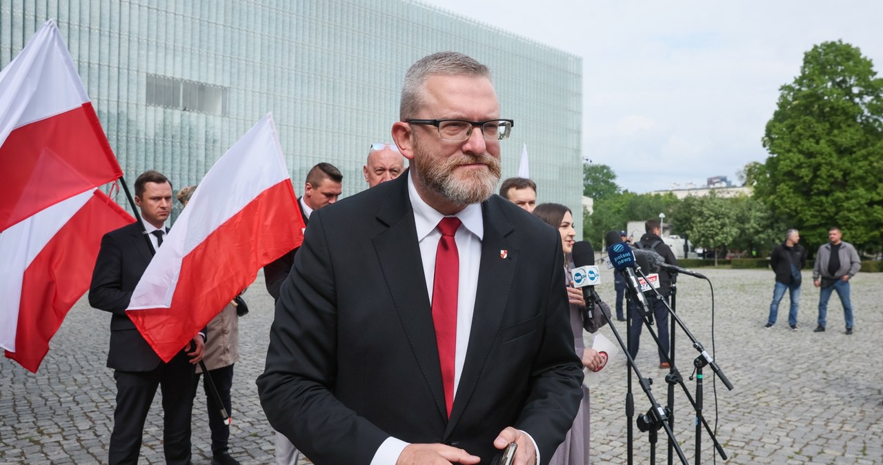 Zakaz wstępu dla Brauna! Sejm zamyka drzwi przed europosłem