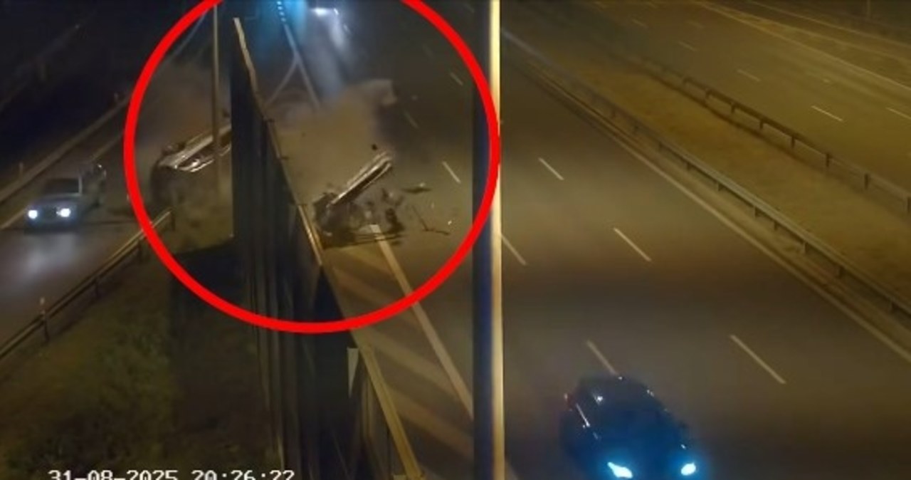 Roztrzaskana bariera i silnik na drodze. Wypadek na obwodnicy Lublina [FILM]