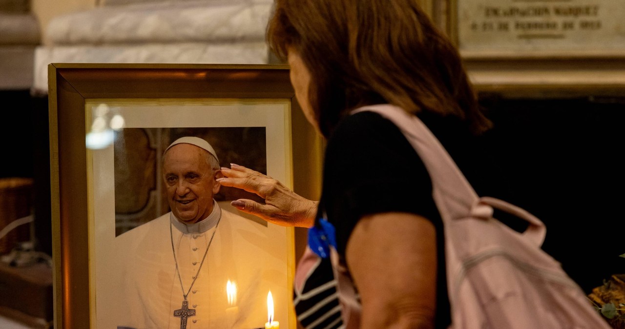 Stan zdrowia papieża Franciszka. "Nadzieja wbrew nadziei"