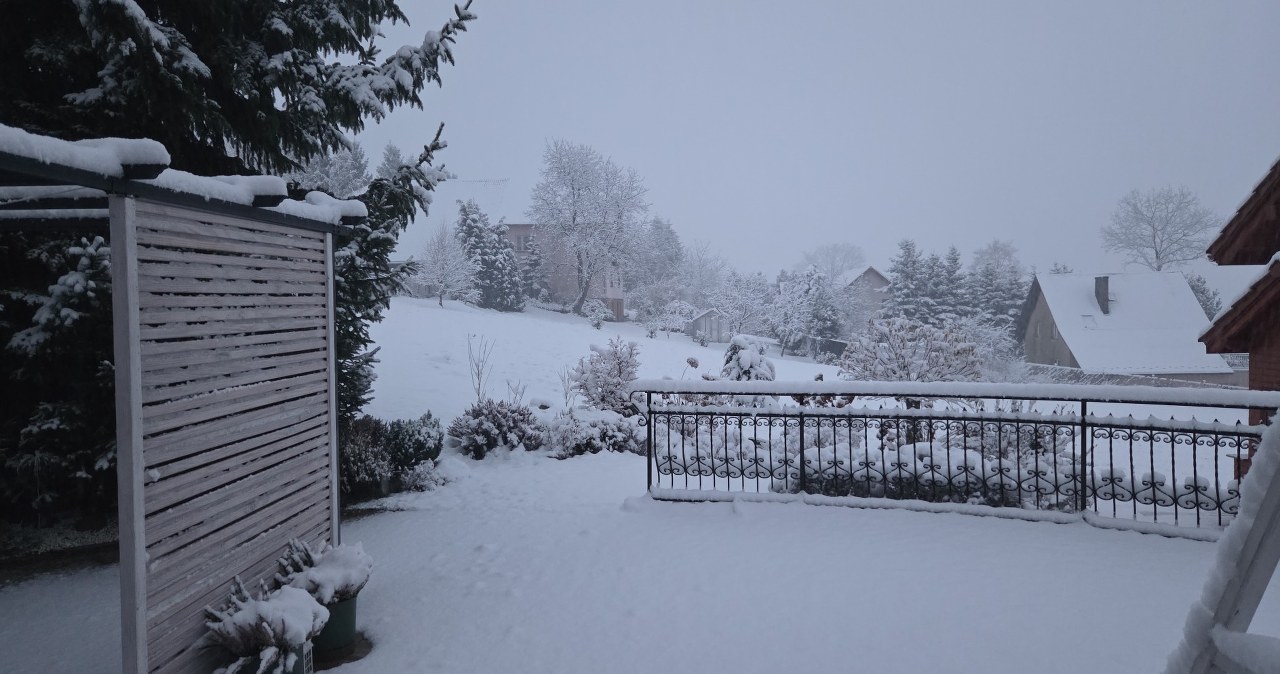 Pierwszy atak zimy. Na południu kraju zrobiło się biało