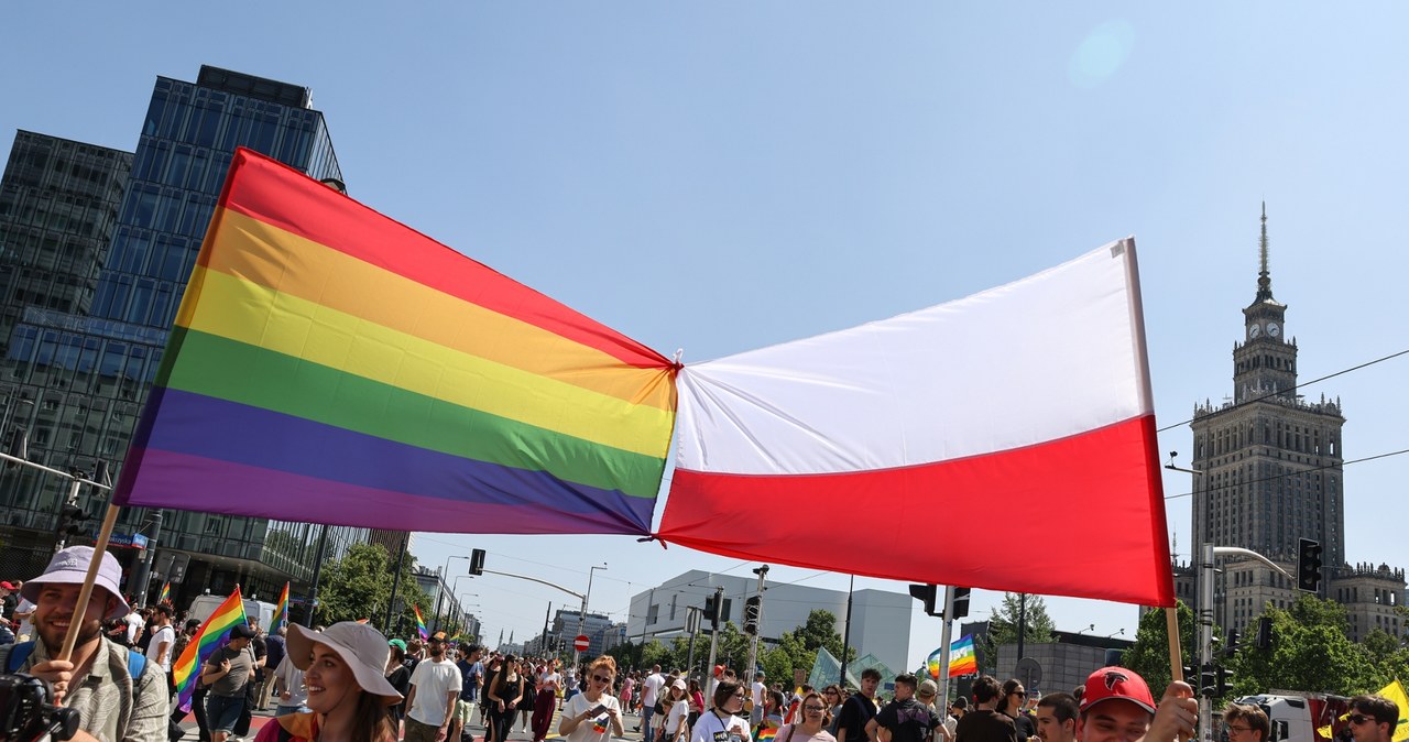 Parada Równości przeszła ulicami stolicy. Nie obyło się bez incydentów