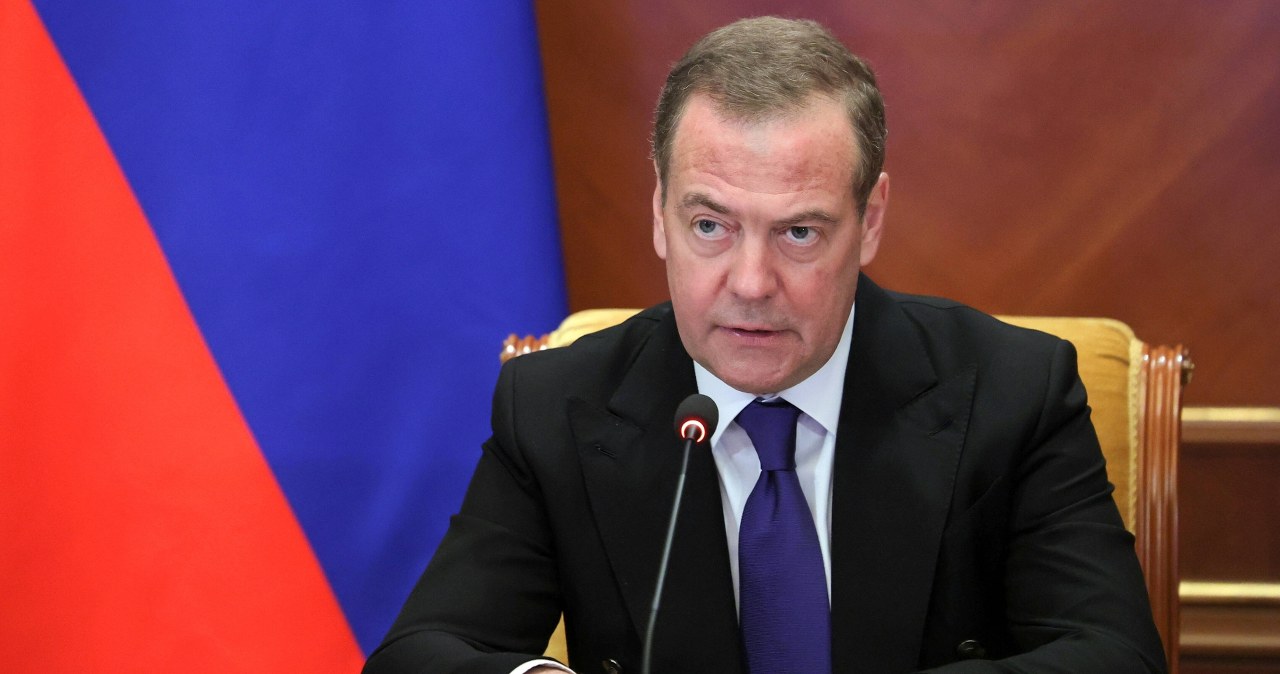 Miedwiediew krytykuje Trumpa. Nawiązuje do historii perskiego imperium