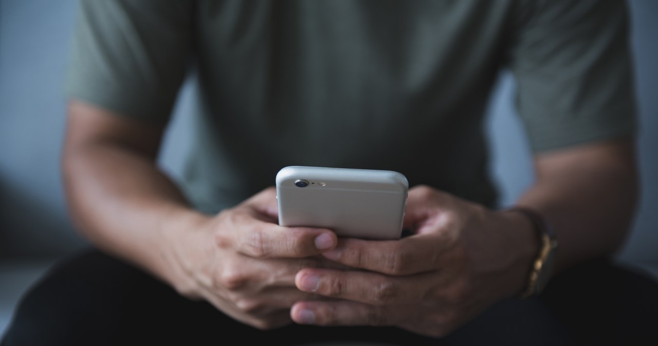 "Łowcy pedofilów" namierzyli 44-latka. Myślał, że pisze z dziećmi