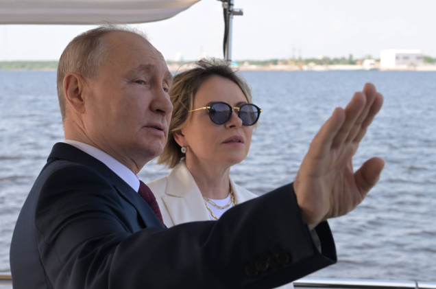 Putin ewakuuje luksusowy jacht z Europy w kierunku Arktyki. Paranoja rośnie