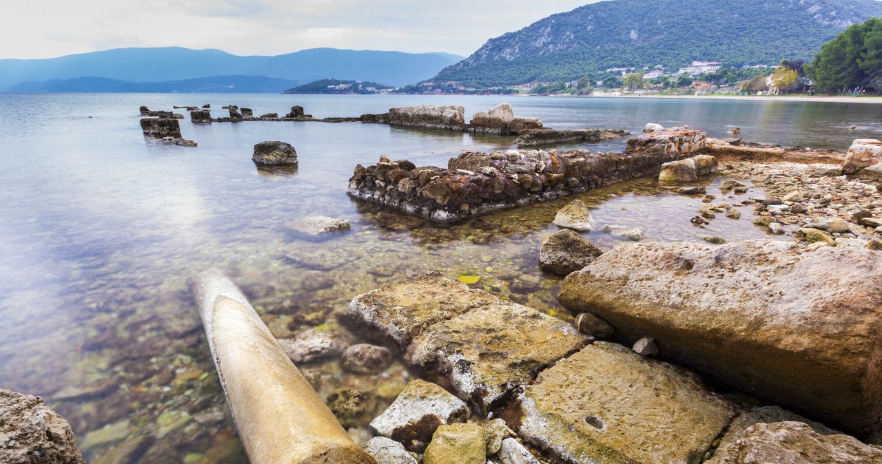 Skrajny deficyt wody w Grecji. Państwo inwestuje miliardy, aby ratować Ateny i wyspy