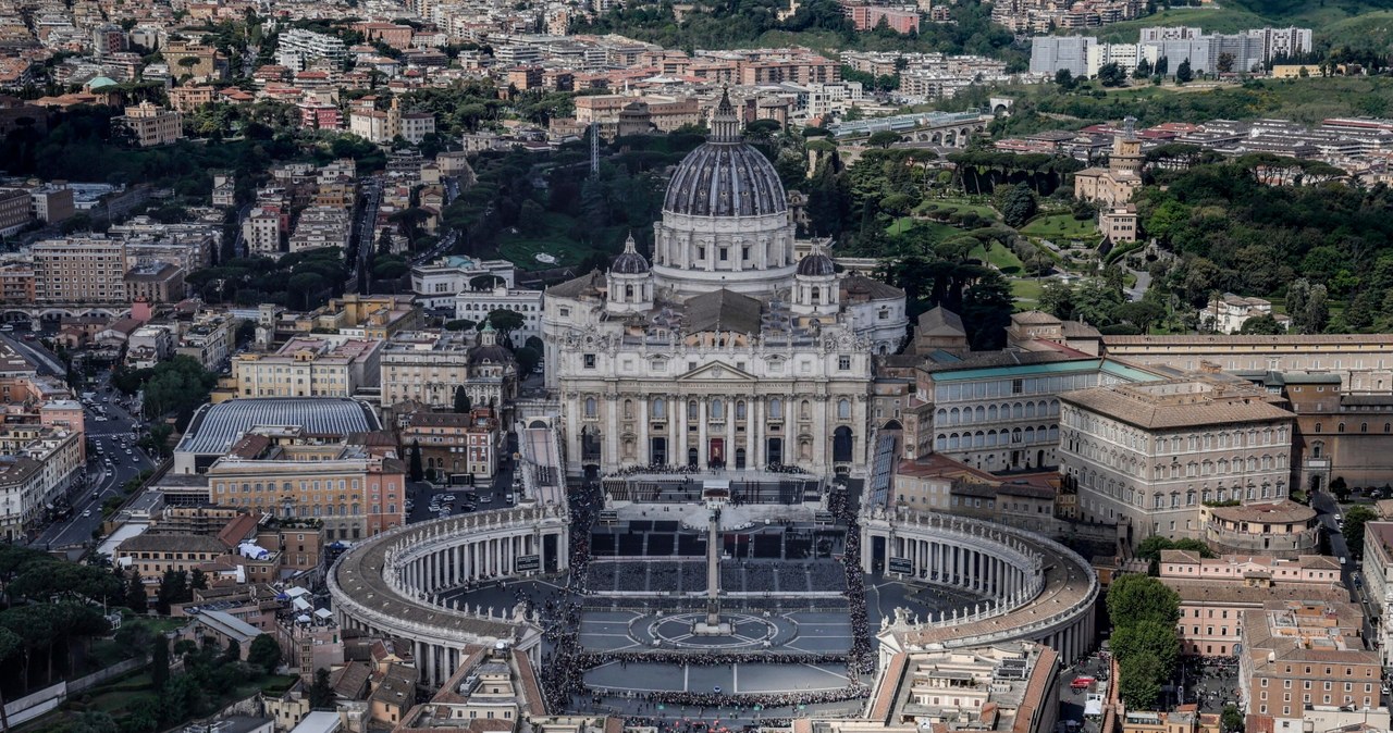 130 delegacji z całego świata pożegna Franciszka. Kogo zobaczymy?