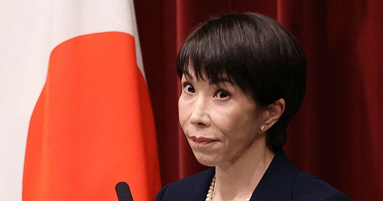 Takaichi przebiła "szklany sufit" w Japonii, ale kobietom na tronie mówi "nie"