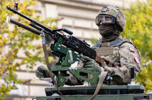 Polska w czołówce, USA poniżej progu. Opublikowano dane o wydatkach w NATO
