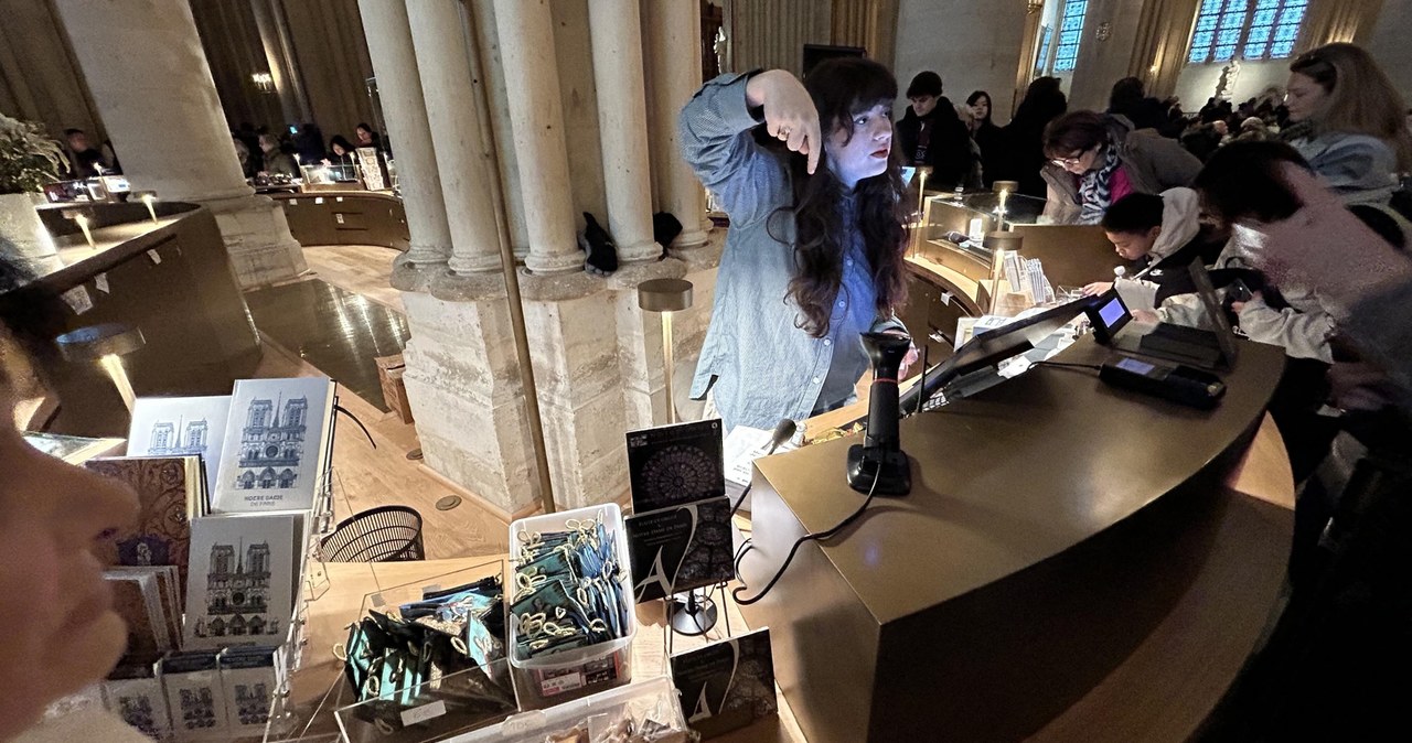 Czy paryska katedra Notre-Dame straciła duszę? Turyści są podzieleni