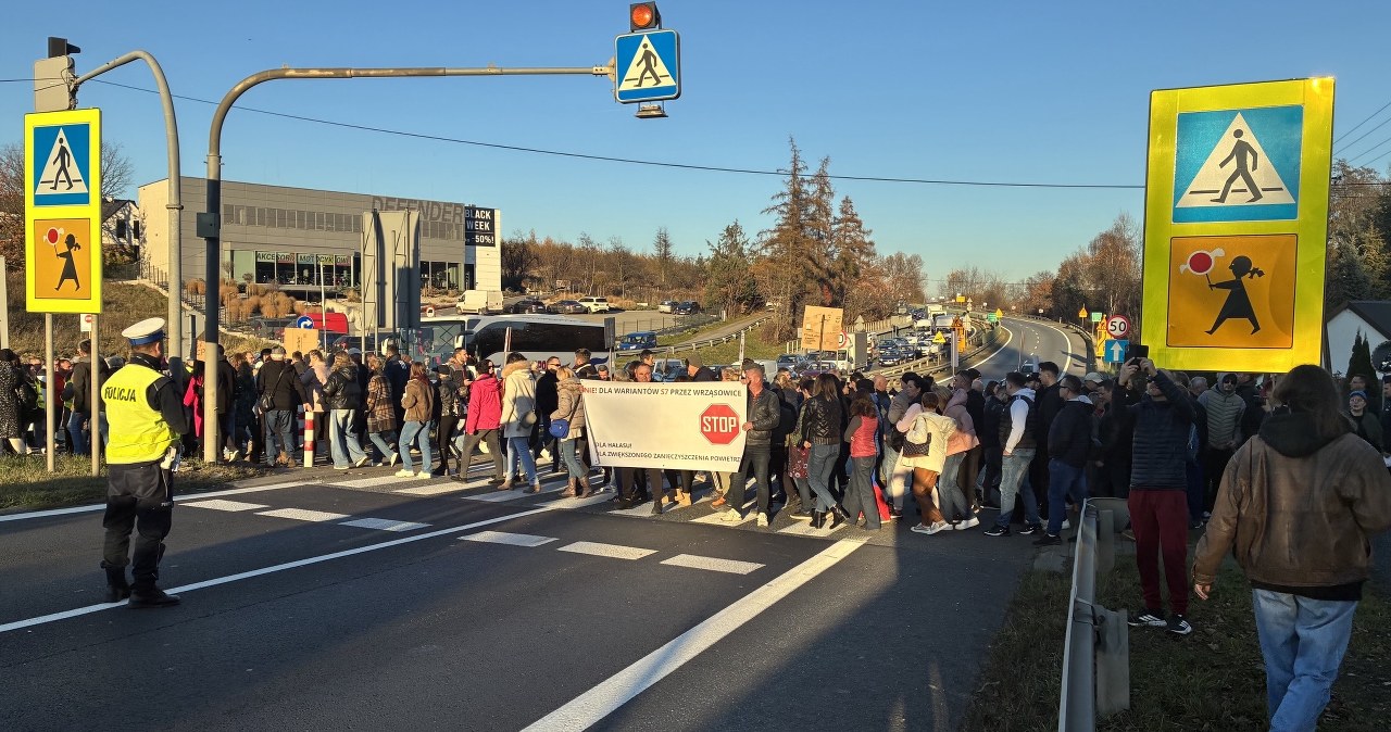 Blokada i korki przed długim weekendem. Protesty na zakopiance