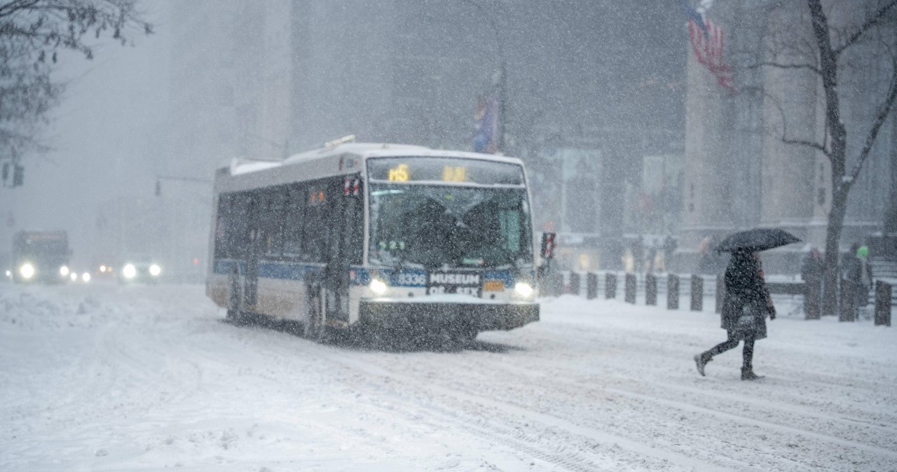 Burza śnieżna w natarciu. Milion odbiorców w USA bez prądu