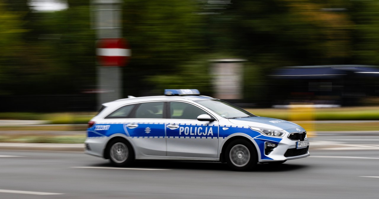 Chwile grozy w Opolu. Uderzył w budynek stacji paliw i uciekł. Trwa obława