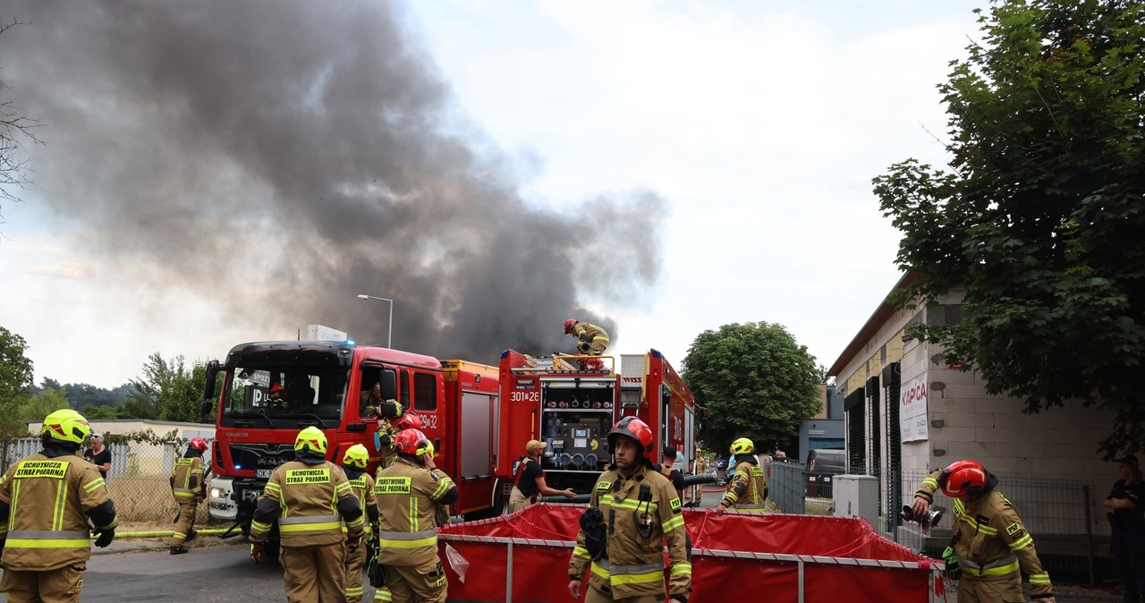 Pożar hurtowni w Kędzierzynie-Koźlu. Strażacy przekazali nowe informacje