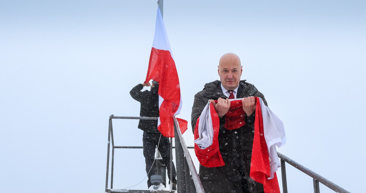 Ruszyła nowa inicjatywa prezydenta Nawrockiego. "Znak szacunku dla barw i wspólnoty"