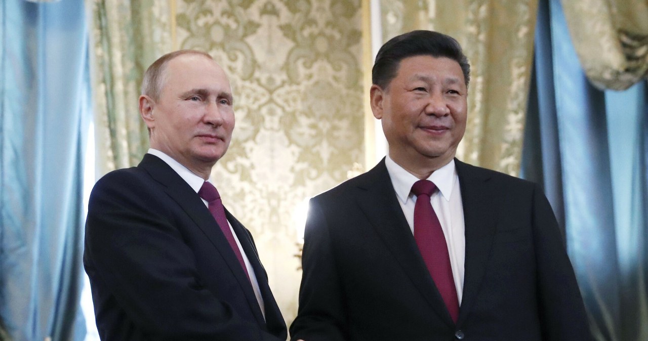 Demokracja na świecie cofnęła się o 40 lat. Szokujące dane HRW