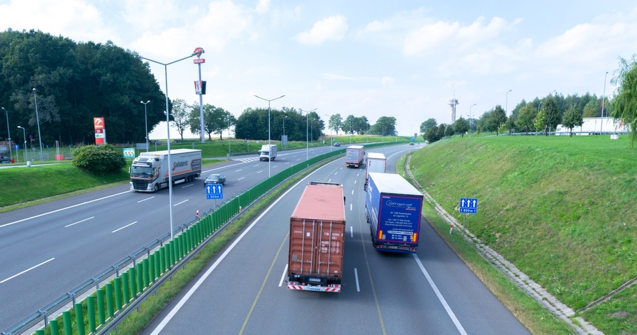 Ponad 14,5 tony nielegalnego tytoniu przejęte na autostradzie A1