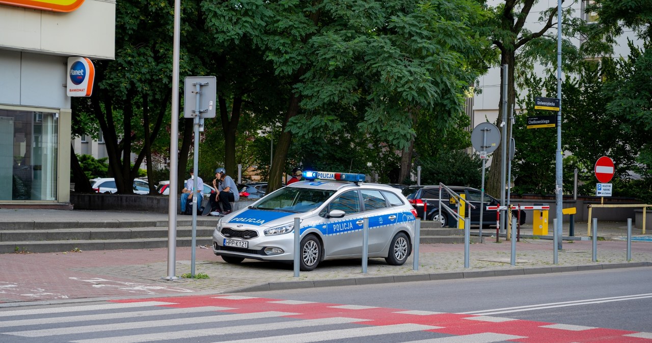 Kradzież alkoholu w supermarkecie z nieoczekiwanym zwrotem akcji