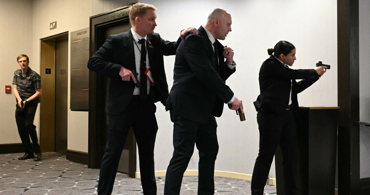 Ujawnił, jaki miał cel, strzelając na gali. FBI w jego domu