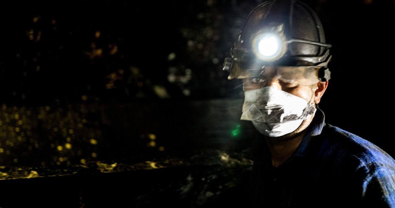 21 osób wciąż pod ziemią. Mimo świąt nie przerywają protestu