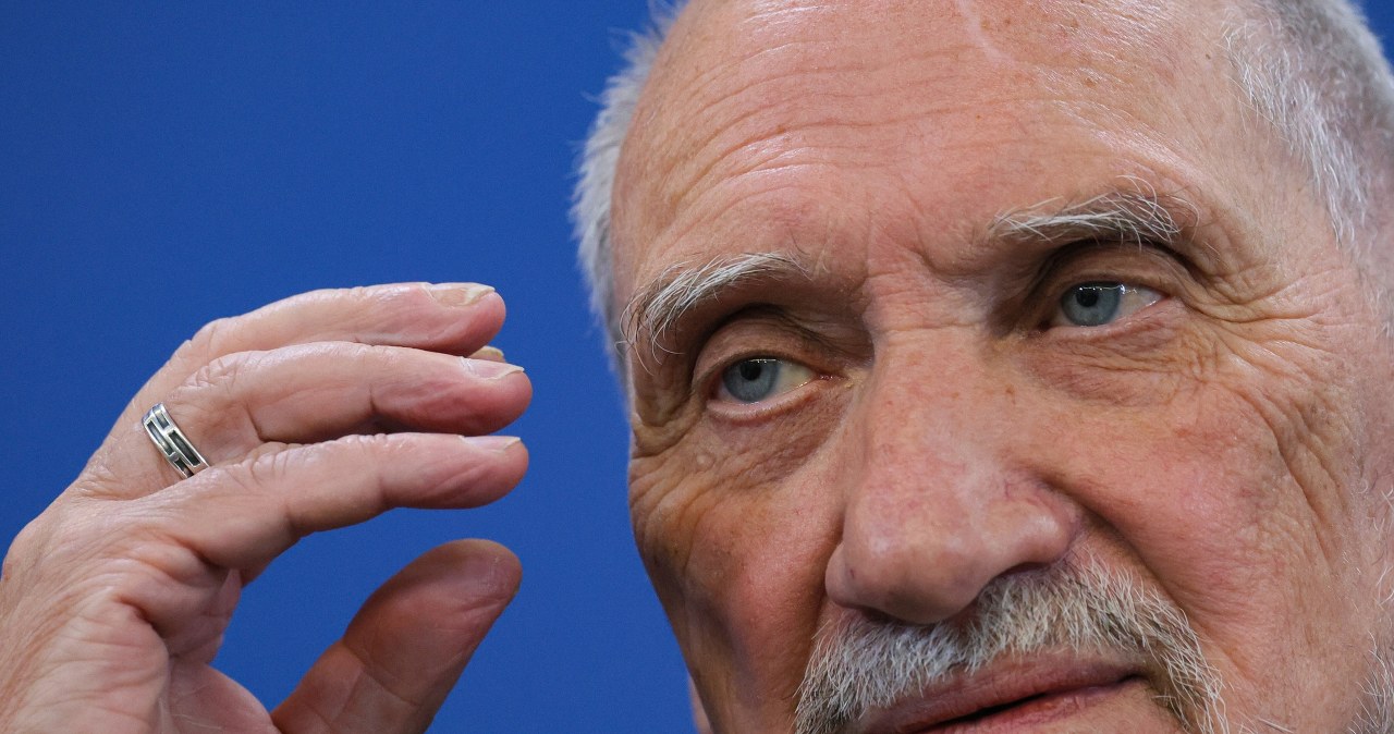 Antoni Macierewicz z zarzutami. Chodzi o SKW
