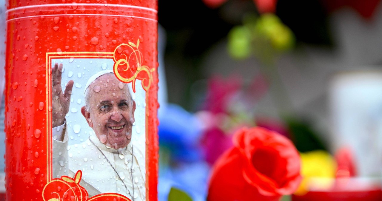 "Noc była spokojna". Nowy komunikat Watykanu ws. papieża Franciszka