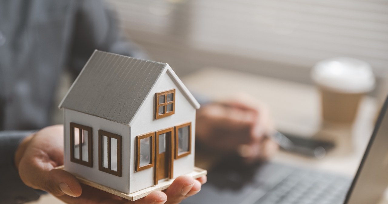 ​Kto dostanie dom i oszczędności po bezdzietnym? Sprawdź, jak dzieli się spadek