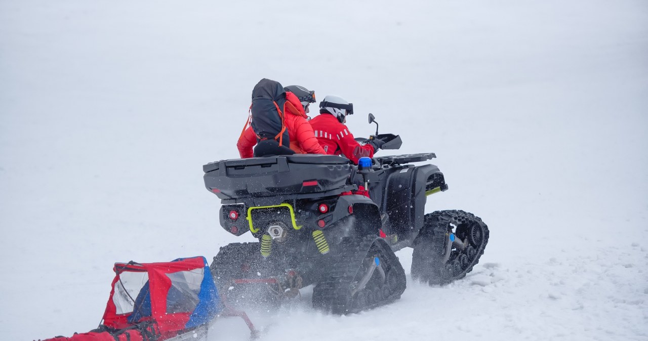 Wychłodzona i wyczerpana. 24-latka uratowana na Babiej Górze
