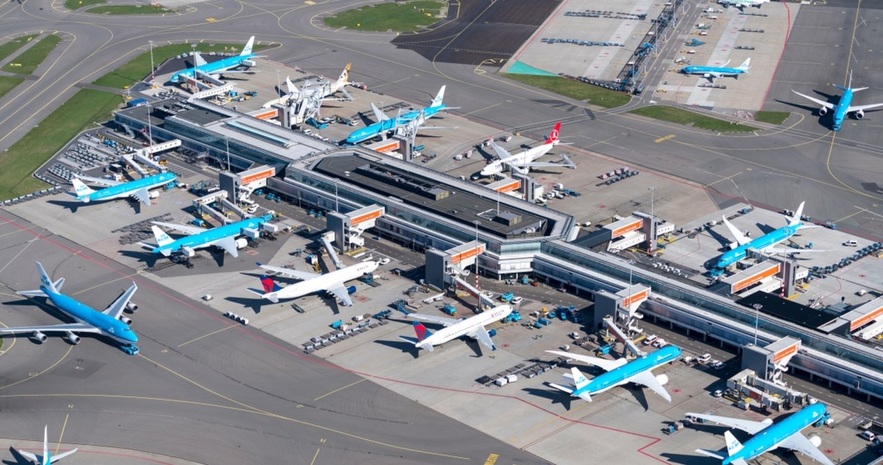 Wielki strajk w Amsterdamie. Loty z Schiphol odwołane