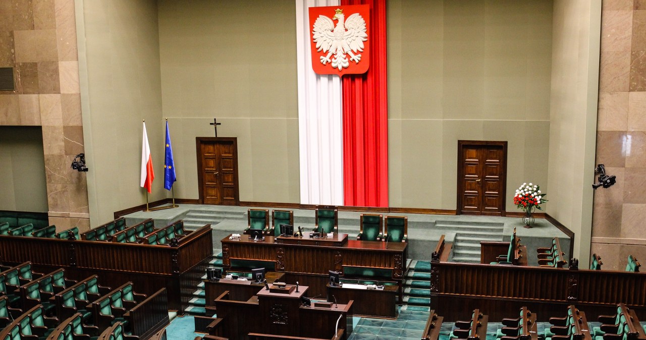 ​Ile zapłaciliśmy za przejazdy posłów? Rekordziści "okrążyli Ziemię"